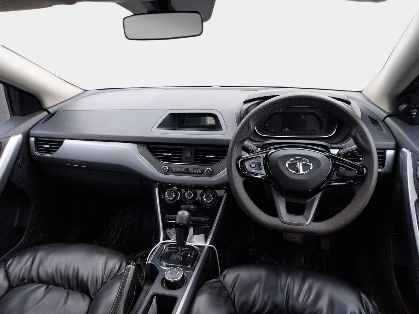 2022 Tata NEXON XMA SUNROOF PETROL, Petrol, Automatic, 27,596 km, interior