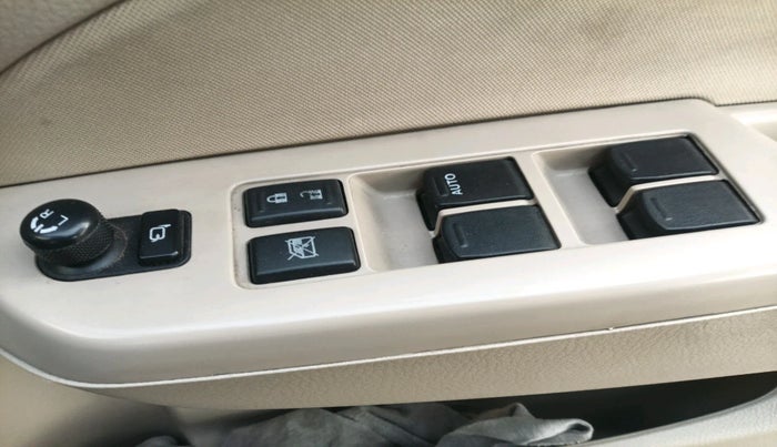 2016 Maruti Swift Dzire VDI, Diesel, Manual, 50,302 km, interior