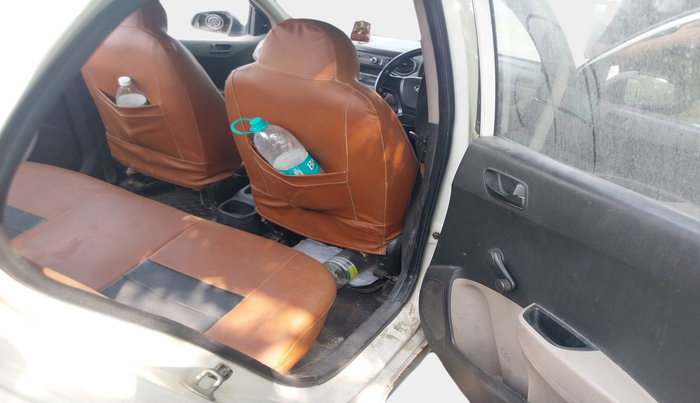 2015 Hyundai Xcent BASE 1.2, Petrol, Manual, 2,54,000 km, interior