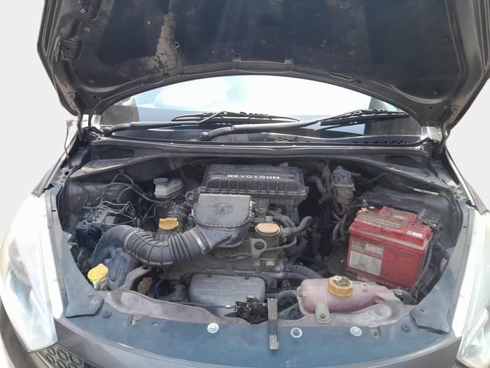2018 Tata Tiago XZ PETROL, Petrol, Manual, 76,330 km, exterior