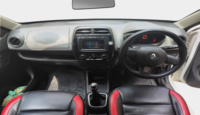 2018 Renault Kwid RXT 1.0 (O), Petrol, Manual, 95,501 km, interior