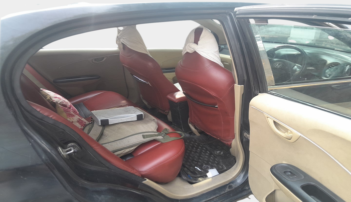 2014 Honda Amaze 1.2L I-VTEC EX, Petrol, Manual, 1,29,310 km, interior