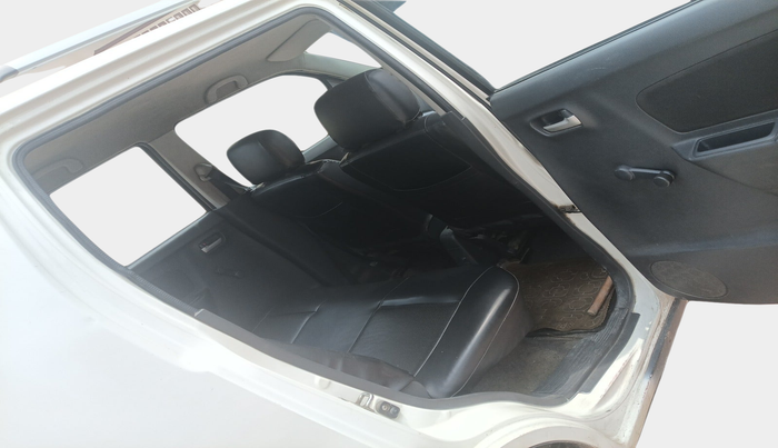 2011 Maruti Wagon R 1.0 LXI, Petrol, Manual, 1,53,660 km, interior