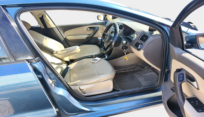 2017 Volkswagen Vento HIGHLINE 1.5 AT, Diesel, Automatic, 1,51,615 km, interior