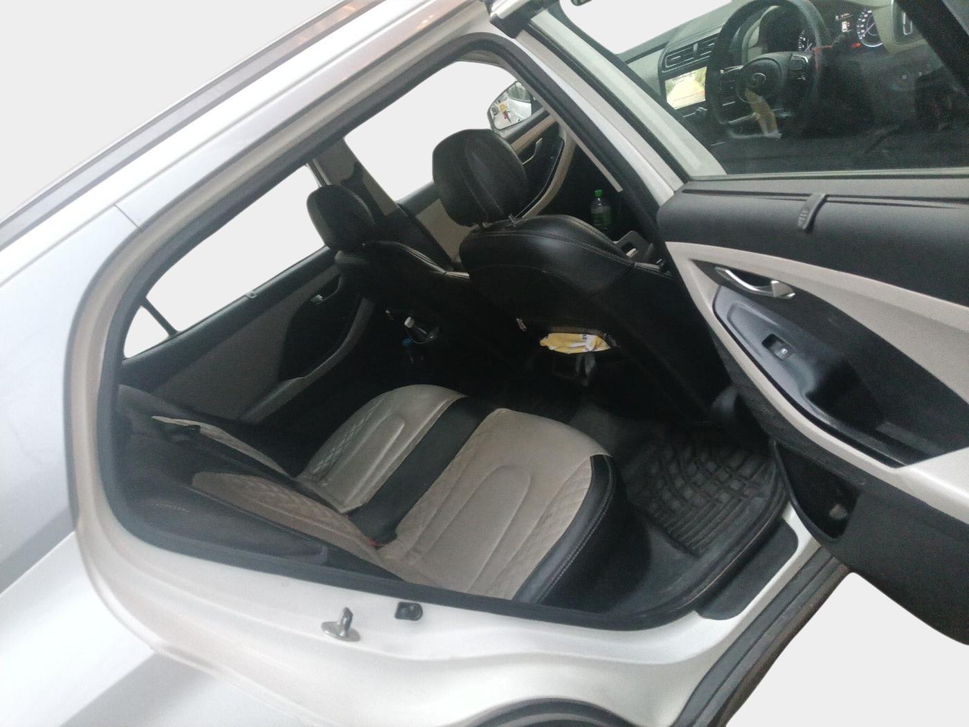2022 Hyundai Creta SX 1.5 PETROL, Petrol, Manual, 84,000 km, interior