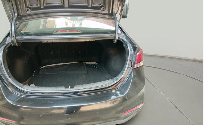 2018 Hyundai Verna 1.6 SX (O) CRDI MT, Diesel, Manual, 1,21,534 km, exterior