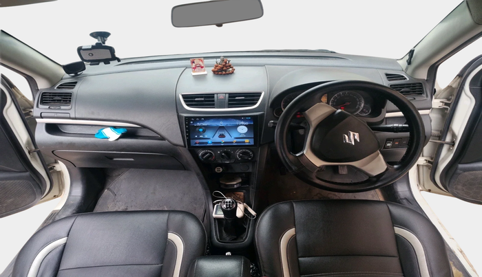 2013 Maruti Swift VXI, CNG, Manual, 97,000 km, interior