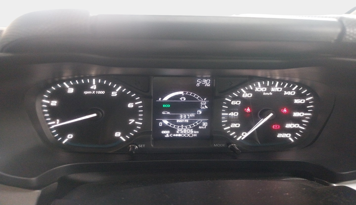 2023 Tata ALTROZ XM PLUS SUNROOF, Petrol, Manual, 25,806 km, interior