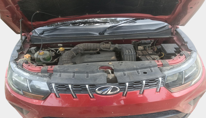 2017 Mahindra KUV 100 NXT K8 D 6 STR DUAL TONE, Diesel, Manual, 87,074 km, exterior