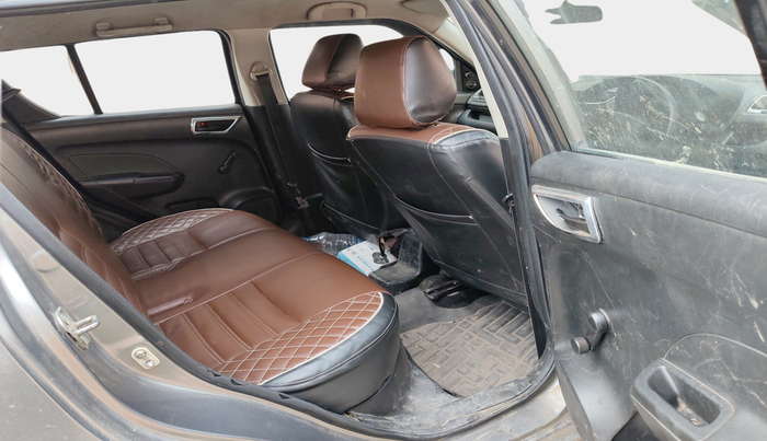 2014 Maruti Swift LXI, Petrol, Manual, 1,00,546 km, interior
