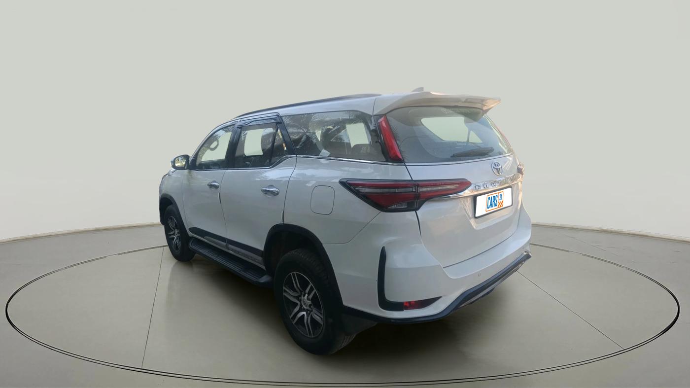 2017 Toyota Fortuner 2.8 4X2 MT, Diesel, Manual, 79,340 km, exterior