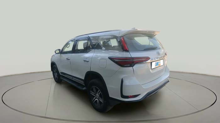 2017 Toyota Fortuner 2.8 4X2 MT, Diesel, Manual, 79,340 km, exterior