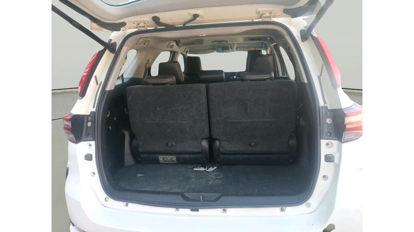 2017 Toyota Fortuner 2.8 4X2 MT, Diesel, Manual, 79,340 km, exterior