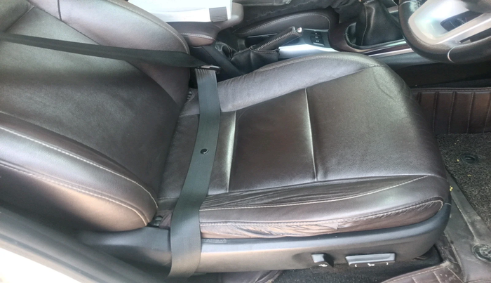 2017 Toyota Fortuner 2.8 4X2 MT, Diesel, Manual, 78,572 km, interior