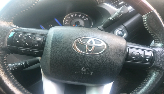 2017 Toyota Fortuner 2.8 4X2 MT, Diesel, Manual, 78,572 km, interior