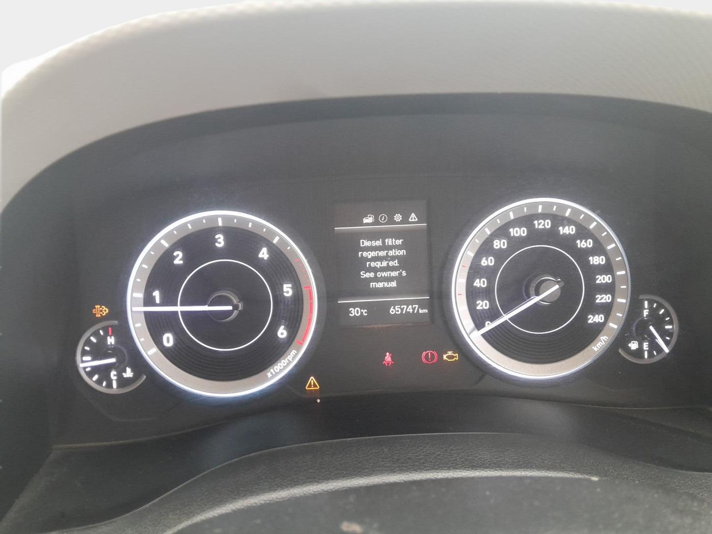 2022 Hyundai Creta E 1.5 PETROL, Diesel, Manual, 65,747 km, interior