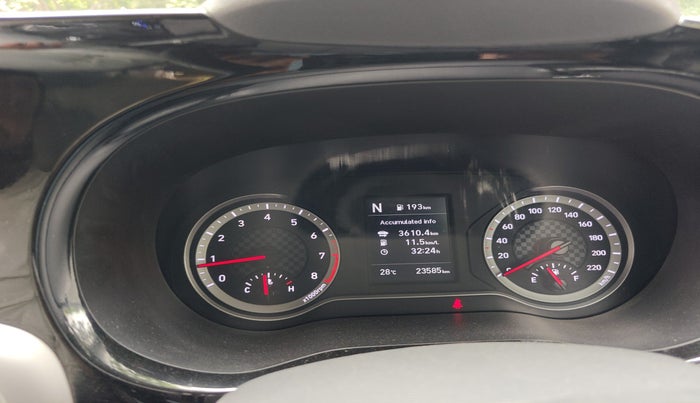2023 Hyundai GRAND I10 NIOS SPORTZ AMT 1.2 KAPPA VTVT, Petrol, Automatic, 23,585 km, interior