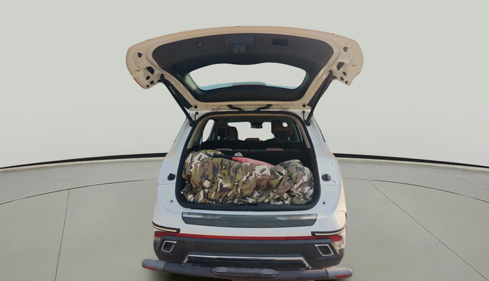 2023 MG HECTOR PLUS SAVVY PRO 1.5 TURBO CVT 7 STR, Petrol, Automatic, 11,841 km, exterior