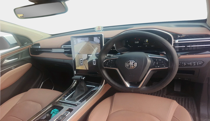 2023 MG HECTOR PLUS SAVVY PRO 1.5 TURBO CVT 7 STR, Petrol, Automatic, 11,841 km, interior