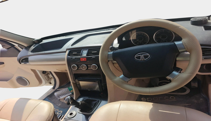 2014 Tata Safari Storme 2.2 EX 4X2, Diesel, Manual, 1,53,301 km, interior