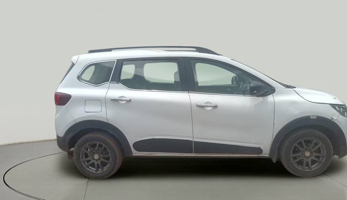 2020 Renault TRIBER RXZ, Petrol, Manual, 2,00,778 km, exterior