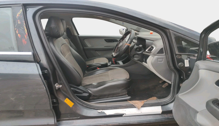 2020 Tata ALTROZ XT PETROL, Petrol, Manual, 64,651 km, interior