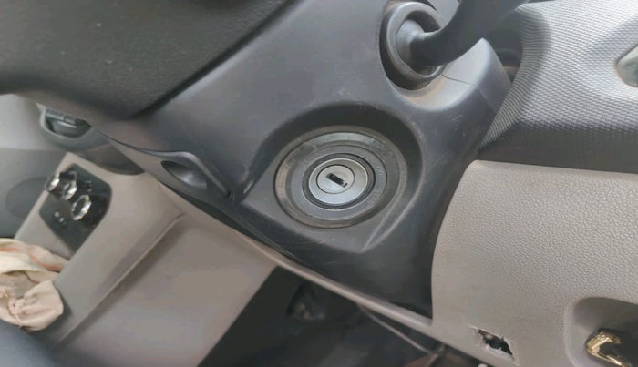 2017 Tata Tiago XT PETROL, Petrol, Manual, 64,276 km, interior