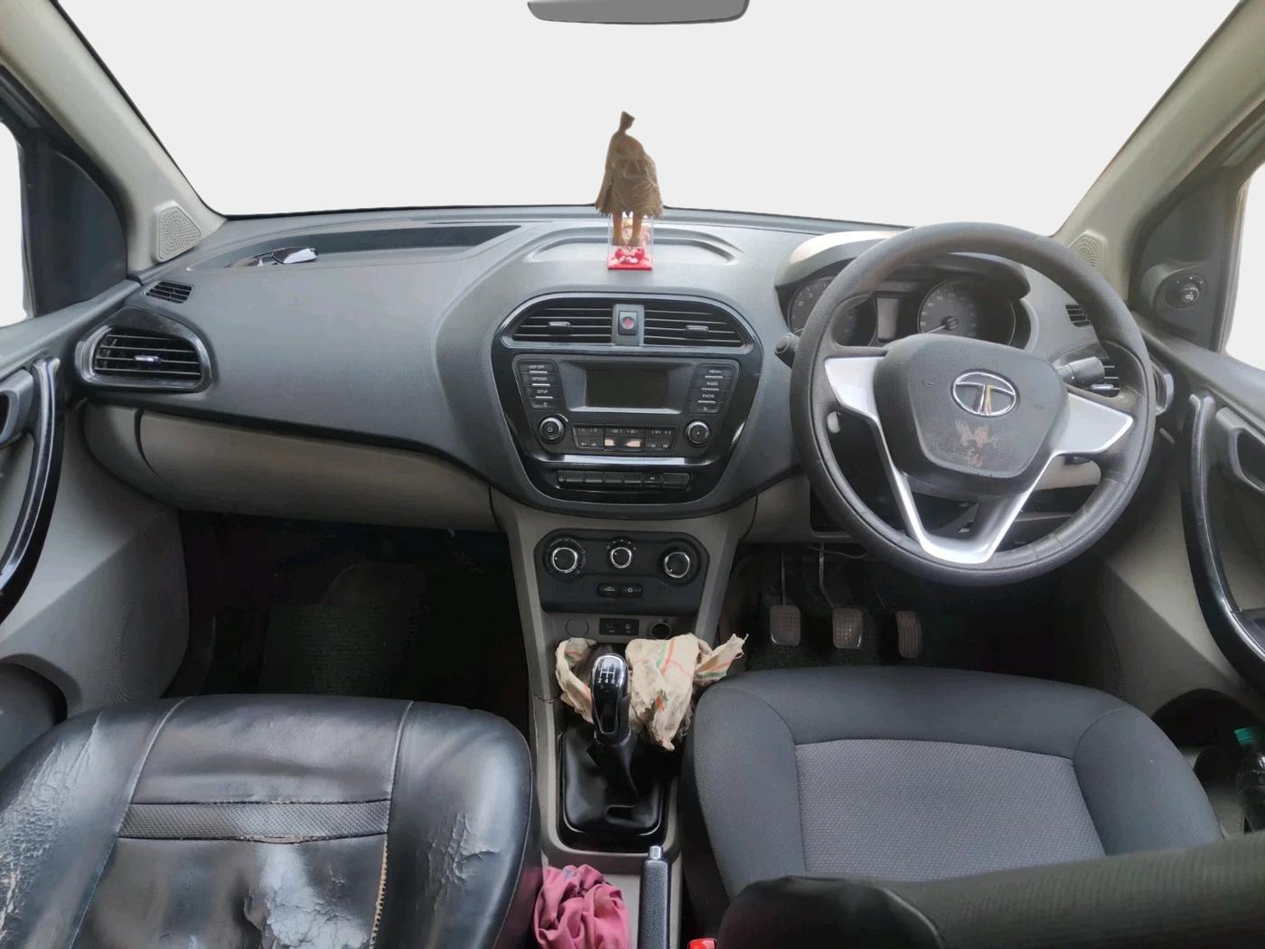 2017 Tata Tiago XT PETROL, CNG, Manual, 64,276 km, interior