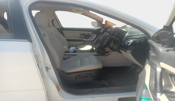 2021 Tata Safari XZ PLUS, Diesel, Manual, 84,189 km, interior