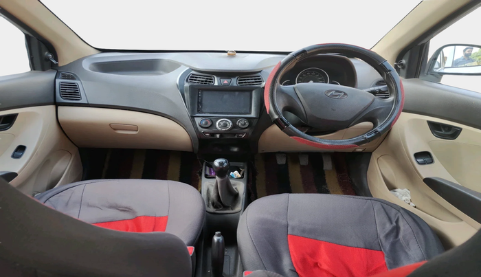 2014 Hyundai Eon MAGNA +, Petrol, Manual, 1,04,596 km, interior