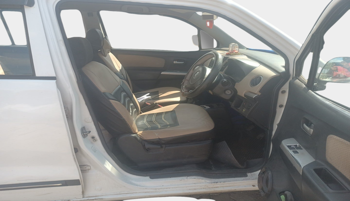 2017 Maruti Wagon R 1.0 LXI CNG, Petrol, Manual, 1,12,628 km, interior