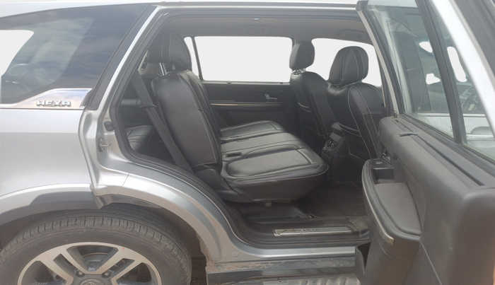 2017 Tata Hexa XT 4X2 7 STR, Diesel, Manual, 88,854 km, interior