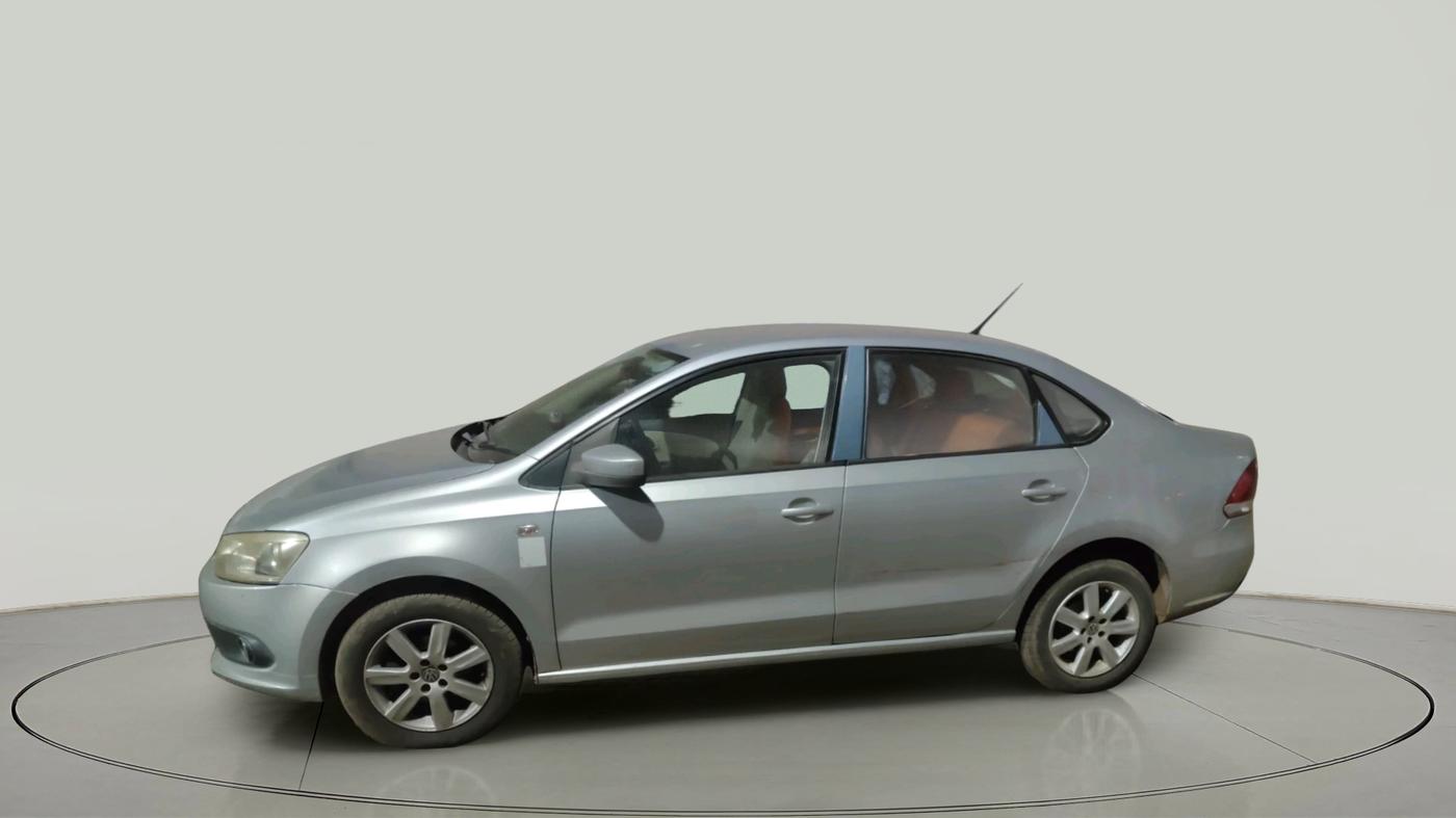 2011 Volkswagen Vento HIGHLINE 1.6 MPI, Petrol, Manual, 68,203 km, exterior