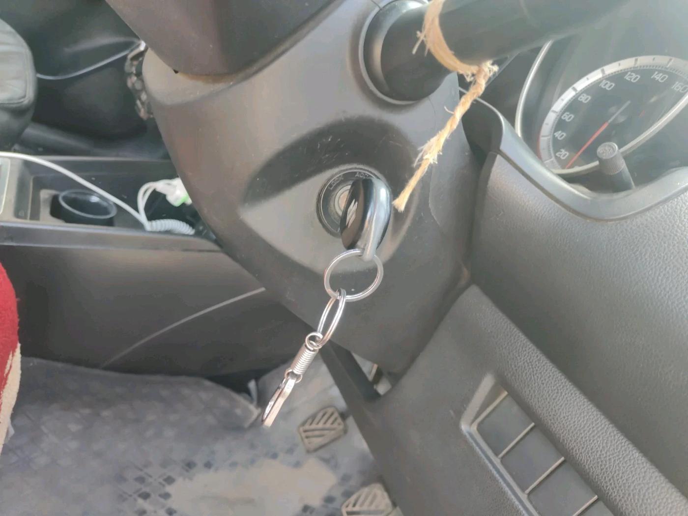 2018 Maruti Swift VXI, Petrol, Manual, 9,96,853 km, interior