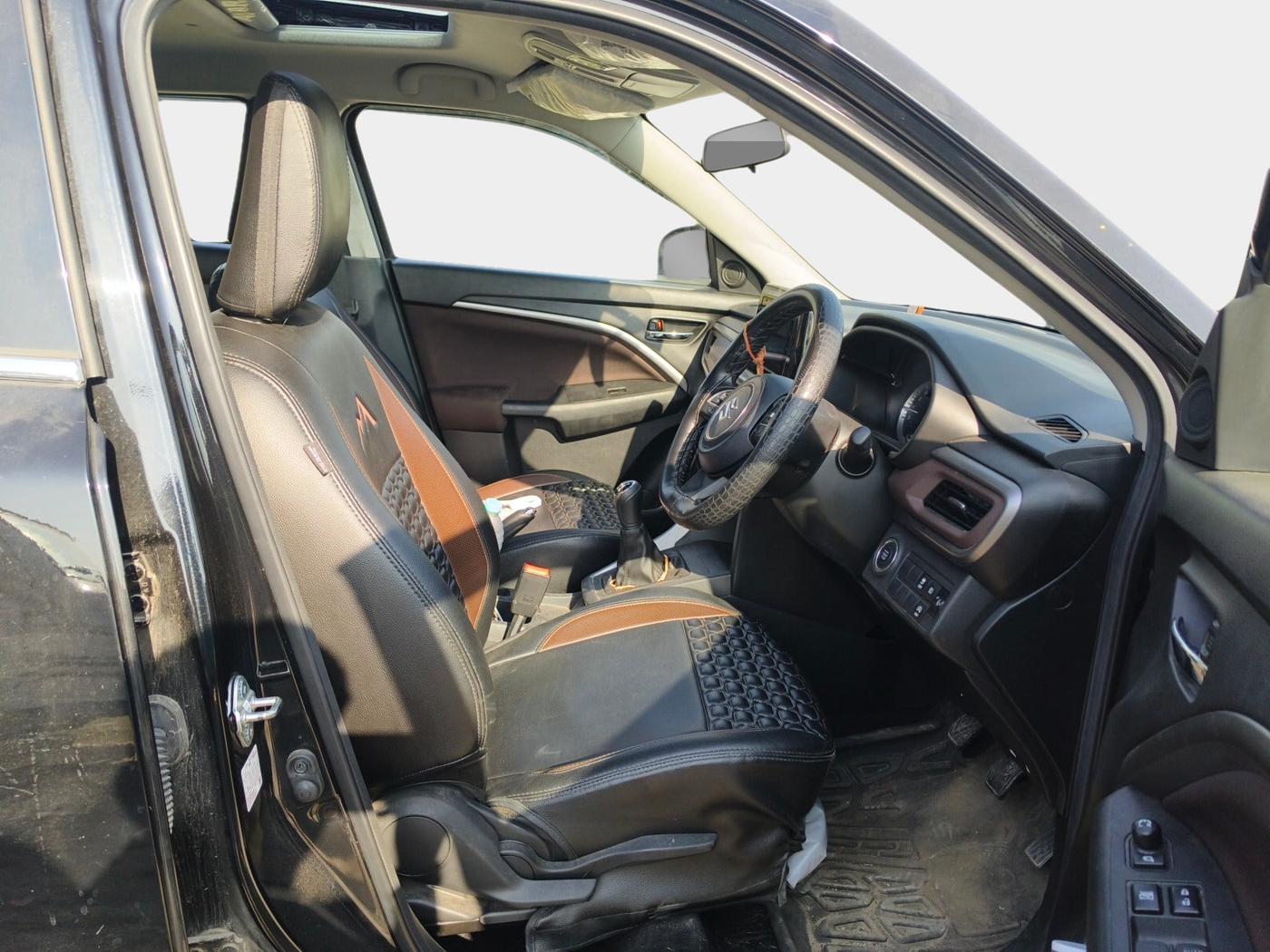 2024 Maruti BREZZA ZXI SMART HYBRID , Petrol, Manual, 2,403 km, interior