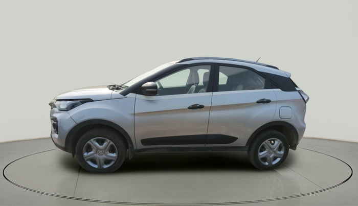 2020 Tata NEXON XM SUNROOF DIESEL, Diesel, Manual, 1,76,969 km, exterior