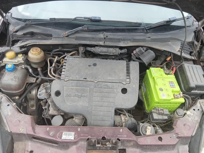 2011 Fiat Grand Punto ACTIVE 1.3, Diesel, Manual, 1,55,408 km, exterior