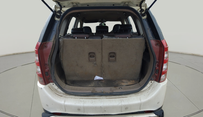 2014 Mahindra XUV500 W8, Diesel, Manual, 2,19,385 km, exterior