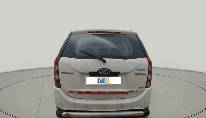 2014 Mahindra XUV500 W8, Diesel, Manual, 2,19,385 km, exterior