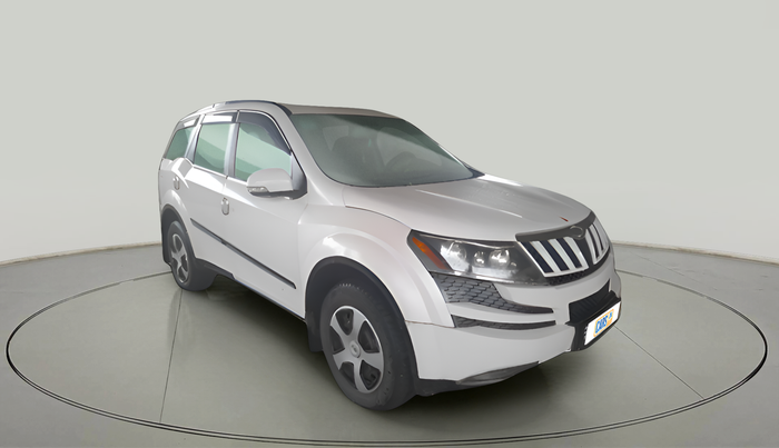 2014 Mahindra XUV500 W8, Diesel, Manual, 2,19,385 km, exterior
