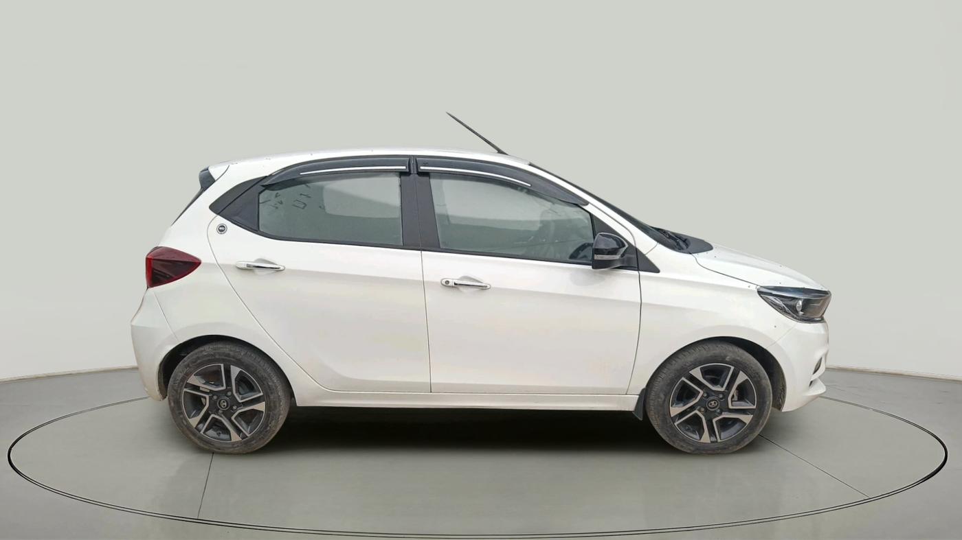 2023 Tata Tiago XZ PLUS PETROL, Petrol, Manual, 28,104 km, exterior