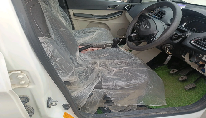 2023 Tata Tiago XZ PLUS PETROL, Petrol, Manual, 28,104 km, interior