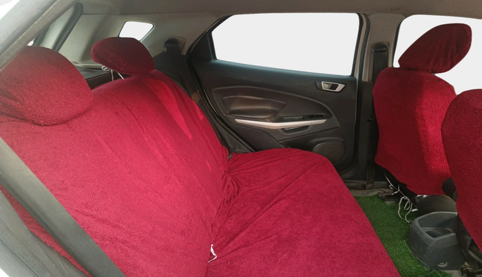 2014 Ford Ecosport TITANIUM 1.5L DIESEL, Diesel, Manual, 1,38,358 km, interior