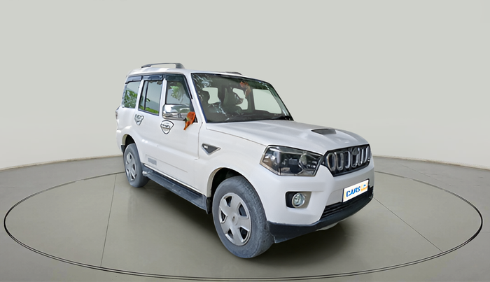 2018 Mahindra Scorpio S7, Diesel, Manual, 56,175 km, exterior