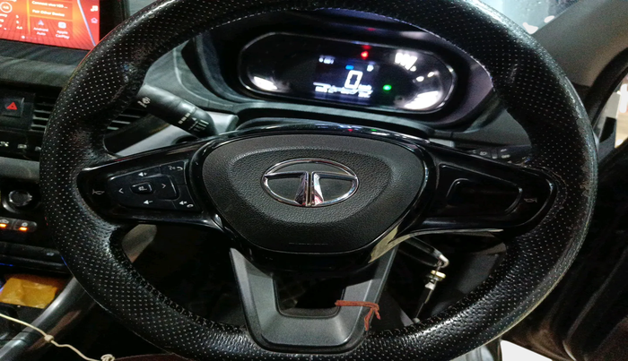 2022 Tata NEXON XM PLUS SUNROOF DIESEL, Diesel, Manual, 90,261 km, interior