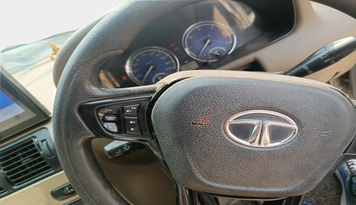 2014 Tata Safari 4X2 LX DICOR, Diesel, Manual, 1,20,253 km, interior