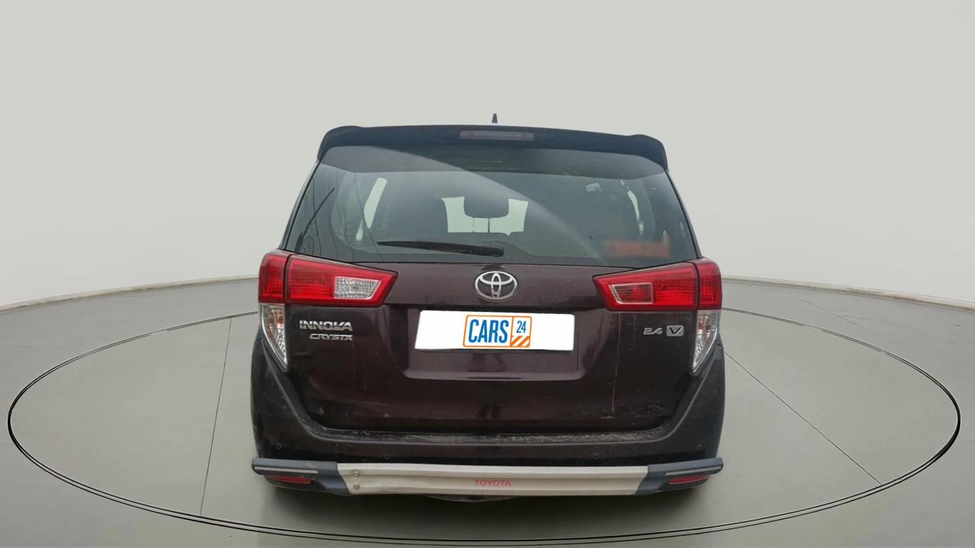 2022 Toyota Innova Crysta 2.4 VX 8 STR, Diesel, Manual, 1,03,570 km, exterior
