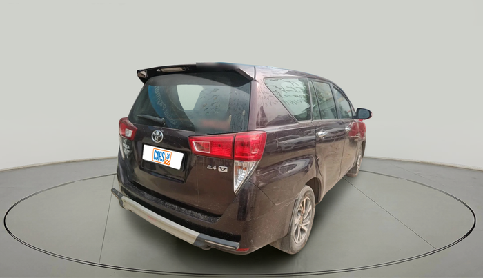 2022 Toyota Innova Crysta 2.4 VX 8 STR, Diesel, Manual, 1,03,570 km, exterior