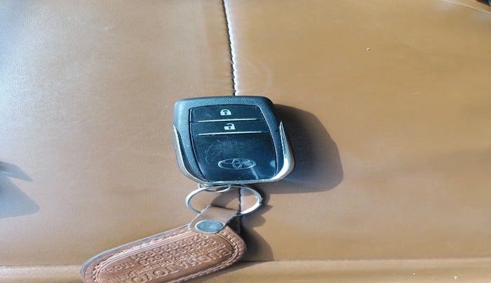 2022 Toyota Innova Crysta 2.4 VX 8 STR, Diesel, Manual, 1,03,570 km, interior