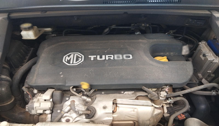 2020 MG HECTOR PLUS SHARP 2.0 DIESEL TURBO MT 6-STR, Diesel, Manual, 1,02,961 km, exterior